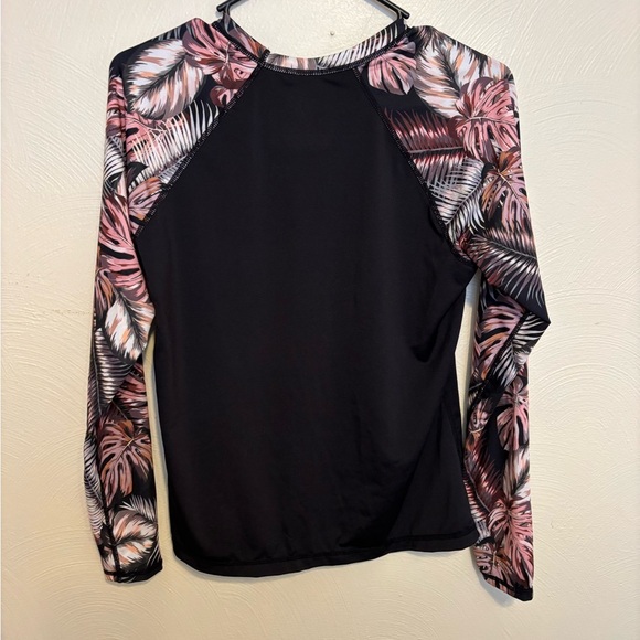 Hurley Black and Pink Tropical Long Sleeve Top - Picture 8 of 8